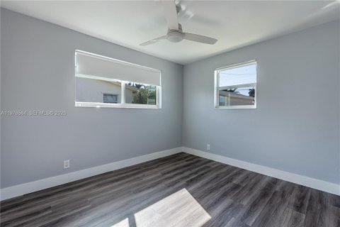 Casa en venta en Dania Beach, Florida, 3 dormitorios, 144 m2 № 2044439 - foto 19