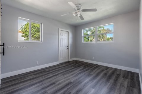 Casa en venta en Dania Beach, Florida, 3 dormitorios, 144 m2 № 2044439 - foto 12