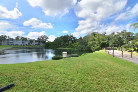Condo in Dunedin, Florida, 2 bedrooms  № 2375550 - photo 28