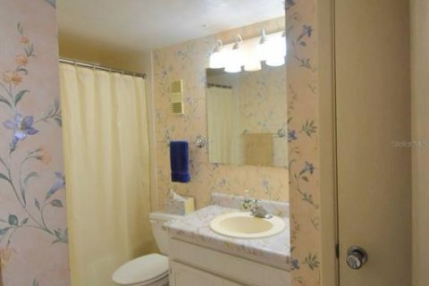 Condo in Dunedin, Florida, 2 bedrooms  № 2375550 - photo 12