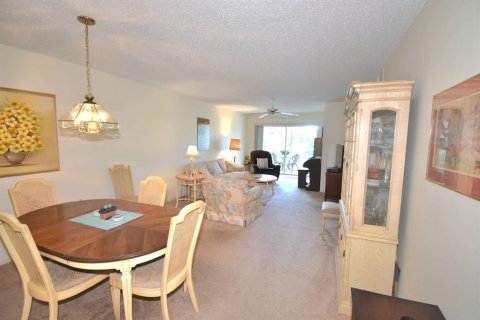 Condo in Dunedin, Florida, 2 bedrooms  № 2375550 - photo 5