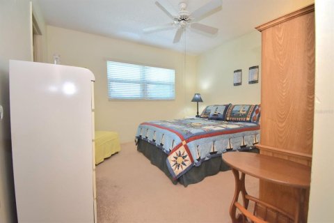 Condo in Dunedin, Florida, 2 bedrooms  № 2375550 - photo 21
