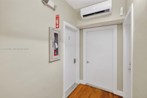 Купить кондоминиум в Майами-Бич, Флорида 2 спальни, 76.18м2, № 1982683 - фото 21