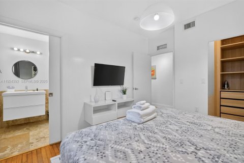 Купить кондоминиум в Майами-Бич, Флорида 2 спальни, 76.18м2, № 1982683 - фото 18