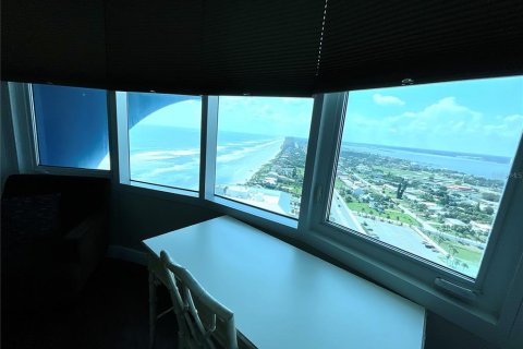 Condo in Daytona Beach, Florida, 2 bedrooms  № 1900713 - photo 11