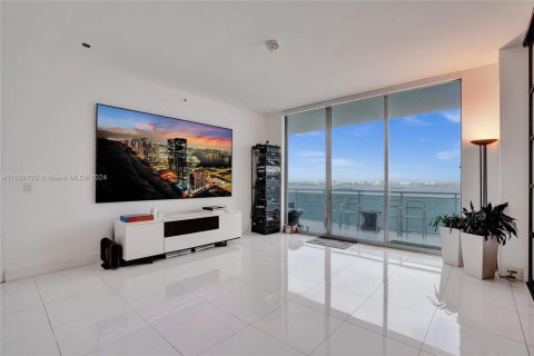 Condo in North Bay Village, Florida, 3 bedrooms  № 1710460 - photo 6