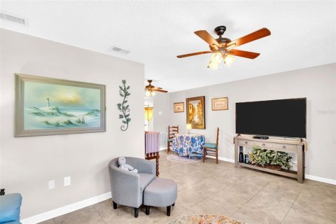 Condo in Saint Petersburg, Florida, 1 bedroom  № 1885292 - photo 7