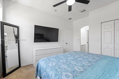 Condominio en venta en Dania Beach, Florida, 3 dormitorios, 129.69 m2 № 2056643 - foto 9