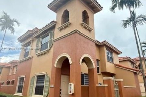 Condominio en Dania Beach, Florida, 3 dormitorios  № 2056643