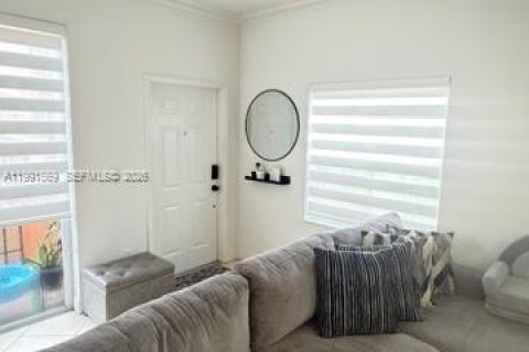 Condominio en venta en Dania Beach, Florida, 3 dormitorios, 129.69 m2 № 2056643 - foto 4