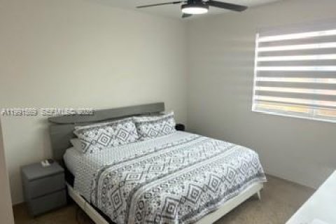 Condominio en venta en Dania Beach, Florida, 3 dormitorios, 129.69 m2 № 2056643 - foto 6