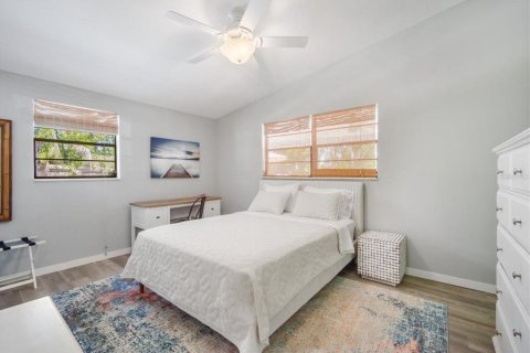 Casa en venta en Holmes Beach, Florida, 4 dormitorios, 202.81 m2 № 1724504 - foto 19