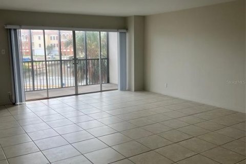 Copropriété à louer à Treasure Island, Floride: 1 chambre, 83.15 m2 № 1905651 - photo 4