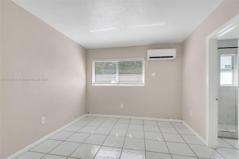 Copropriété à louer à South Miami, Floride: 1 chambre, 47.38 m2 № 1966428 - photo 3
