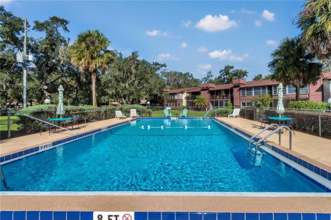 Condo in Ocala, Florida, 2 bedrooms  № 2018718 - photo 2