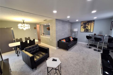 Condo in Port Charlotte, Florida, 2 bedrooms  № 1826491 - photo 17