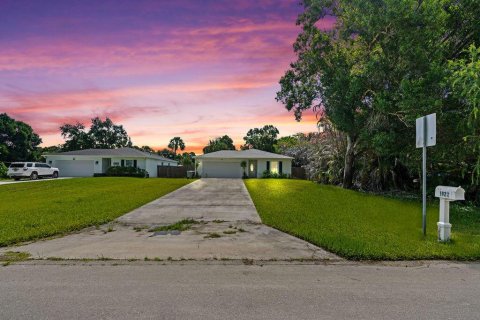 Villa ou maison à Vero Beach, Floride 3 chambres, 120.22 m2 № 2084794