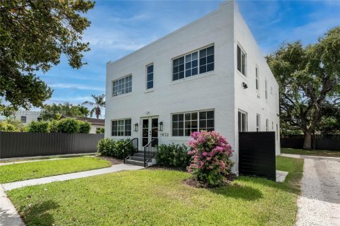 Apartment in Miami, Florida 1 bedroom, 68.38 sq.m. № 2067688 - photo 17