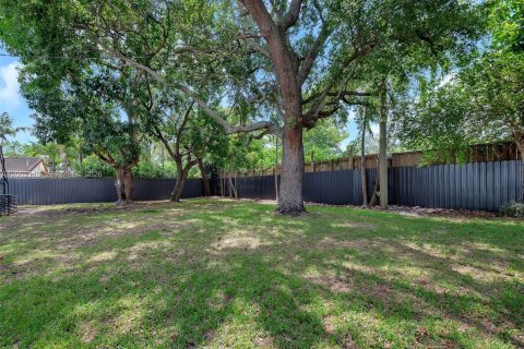 Apartment in Miami, Florida 1 bedroom, 68.38 sq.m. № 2067688 - photo 20