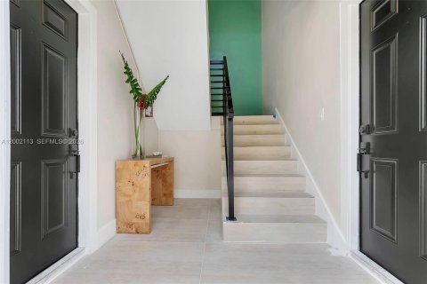 Apartment in Miami, Florida 1 bedroom, 68.38 sq.m. № 2067688 - photo 15