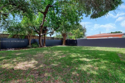 Apartment in Miami, Florida 1 bedroom, 68.38 sq.m. № 2067688 - photo 18