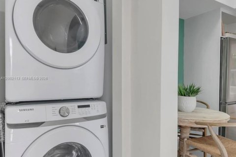 Apartment in Miami, Florida 1 bedroom, 68.38 sq.m. № 2067688 - photo 14