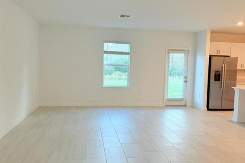 House in ANGELINE in Land O' Lakes, Florida 5 bedrooms, 205.78 sq.m. № 2379463 - photo 28