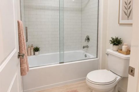 House in ANGELINE in Land O' Lakes, Florida 5 bedrooms, 205.78 sq.m. № 2379463 - photo 15