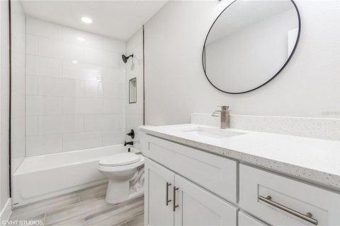 Купить виллу или дом в Хейнс-Сити, Флорида 7 комнат, 106.28м2, № 1773159 - фото 26
