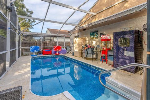 Villa ou maison à vendre à Orlando, Floride: 3 chambres, 124.4 m2 № 2437248 - photo 2