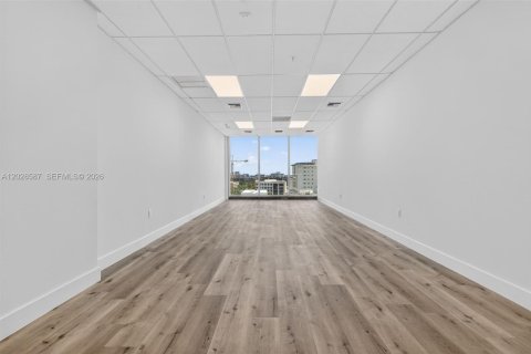 Immobilier commercial à Aventura, Floride № 2192436