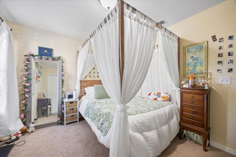 Casa en venta en Brandon, Florida, 5 dormitorios, 243.4 m2 № 1786071 - foto 22