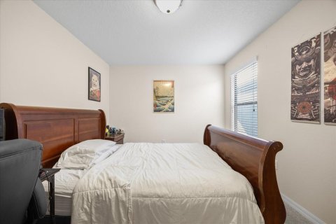 Casa en venta en Brandon, Florida, 5 dormitorios, 243.4 m2 № 1786071 - foto 19
