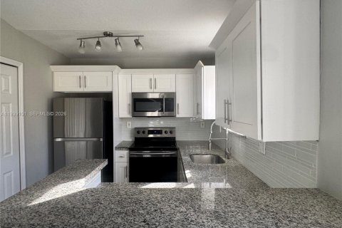 Condominio en venta en Homestead, Florida, 3 dormitorios, 109.25 m2 № 2000413 - foto 12