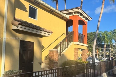 Condominio en venta en Homestead, Florida, 3 dormitorios, 109.25 m2 № 2000413 - foto 3