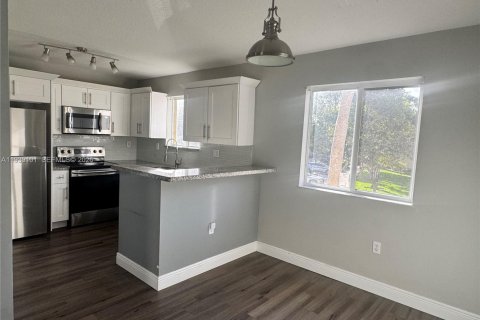 Condominio en venta en Homestead, Florida, 3 dormitorios, 109.25 m2 № 2000413 - foto 18