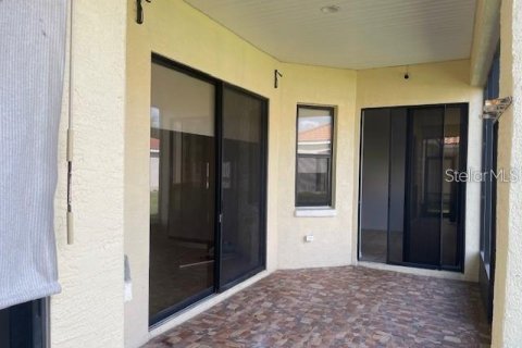 House in Kissimmee, Florida 3 bedrooms, 144.74 sq.m. № 1597811 - photo 18