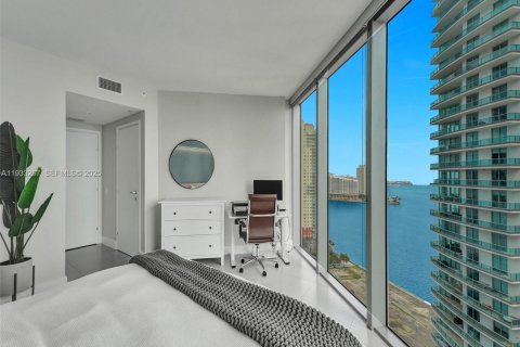 Снять в аренду кондоминиум в Майами, Флорида 2 спальни, 92.62м2, № 1991177 - фото 12