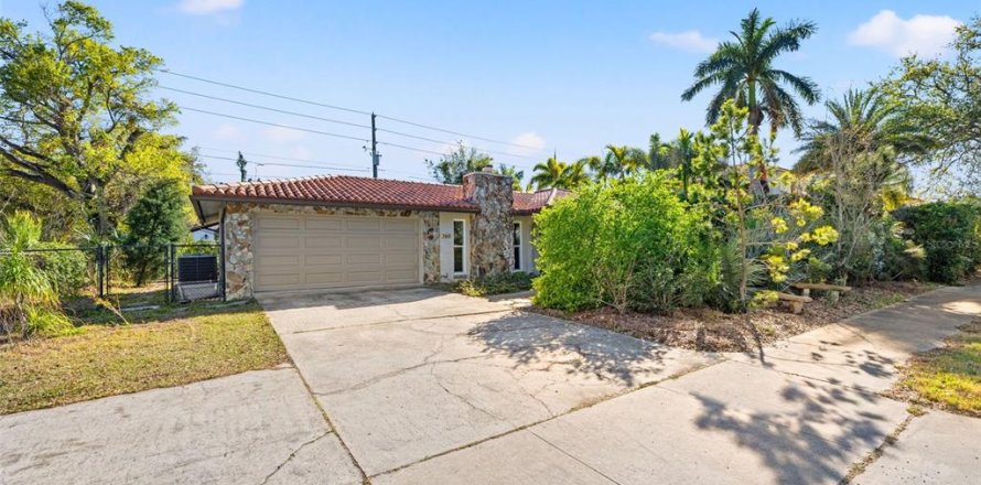 Casa en Saint Petersburg, Florida 3 dormitorios, 144.37 m2 № 1509799