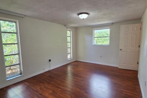 House in New Port Richey, Florida 2 bedrooms, 107.4 sq.m. № 2100723 - photo 23