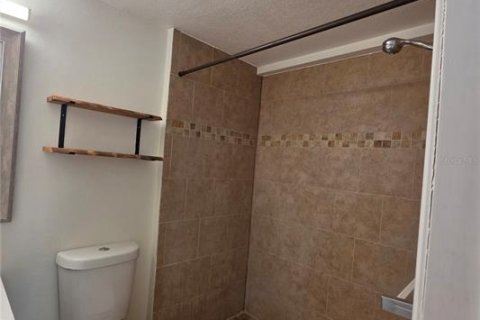 House in New Port Richey, Florida 2 bedrooms, 107.4 sq.m. № 2100723 - photo 26