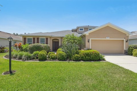 House in Parrish, Florida 4 bedrooms, 281.77 sq.m. № 1654902 - photo 1