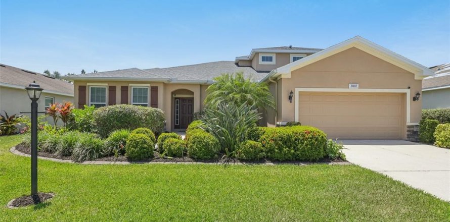 House in Parrish, Florida 4 bedrooms, 281.77 sq.m. № 1654902