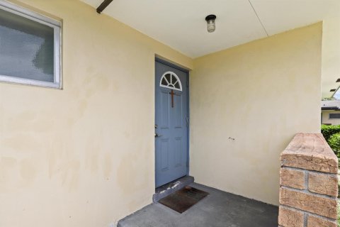 Купить кондоминиум в Уэст-Палм-Бич, Флорида 3 комнаты, 61.5м2, № 2083495 - фото 20