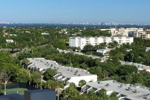 Снять в аренду кондоминиум в Ки-Бискейн, Флорида 2 спальни, 165.55м2, № 1995797 - фото 9