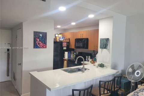 Copropriété à vendre à North Bay Village, Floride: 53.6 m2 № 1997568 - photo 8