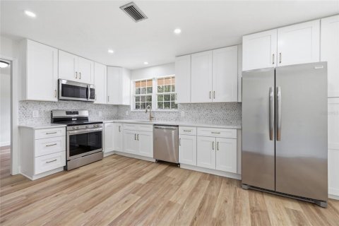 Casa en venta en Lake City, Florida, 3 dormitorios, 165.27 m2 № 2143594 - foto 9