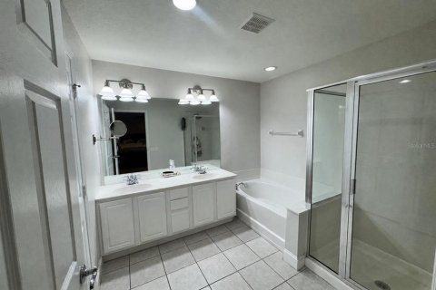 Touwnhouse à vendre à Orlando, Floride: 3 chambres, 156.63 m2 № 2344800 - photo 9