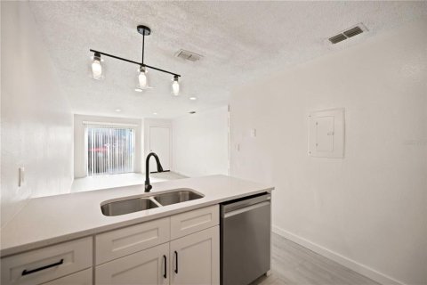 Immobilier commercial à vendre à Ocala, Floride: 8 chambres, 317.45 m2 № 2219303 - photo 7