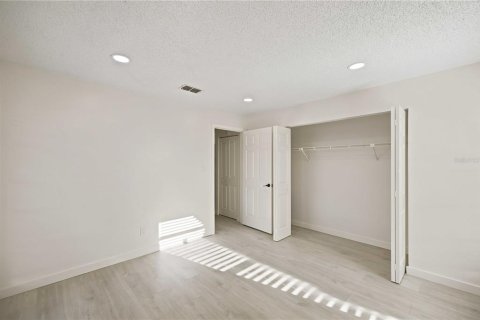 Immobilier commercial à vendre à Ocala, Floride: 8 chambres, 317.45 m2 № 2219303 - photo 14